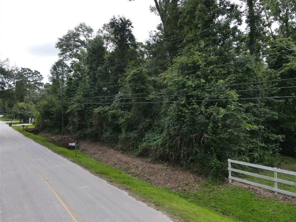 215 Little Doe Drive, Crosby, TX 77532