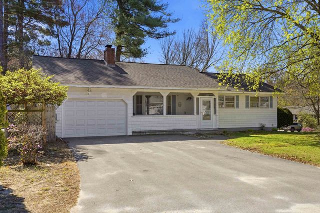 18 Cottonwood Drive, Hudson, NH 03051