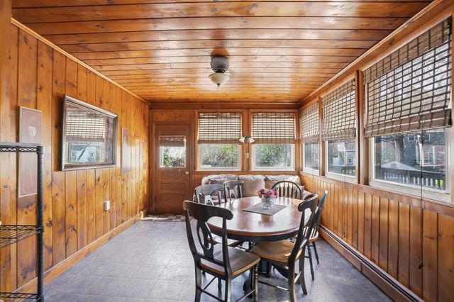 18 Cottonwood Drive, Hudson, NH 03051