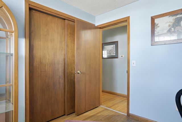 18 Cottonwood Drive, Hudson, NH 03051