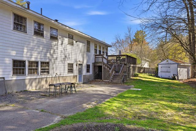 18 Cottonwood Drive, Hudson, NH 03051