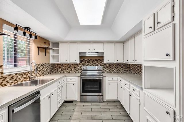 207 Fremont St, Penrose, CO 81226