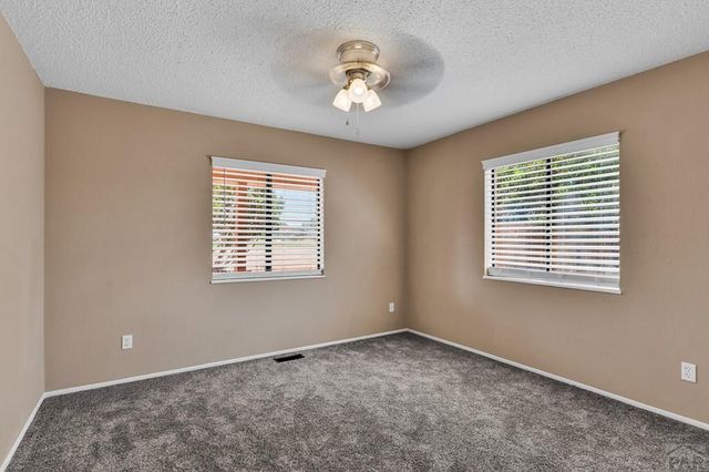 207 Fremont St, Penrose, CO 81226