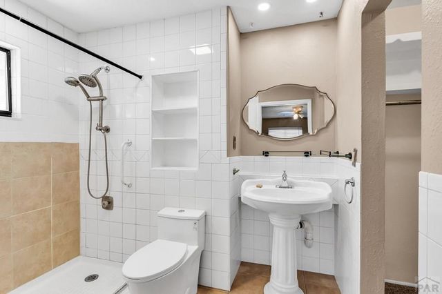 207 Fremont St, Penrose, CO 81226