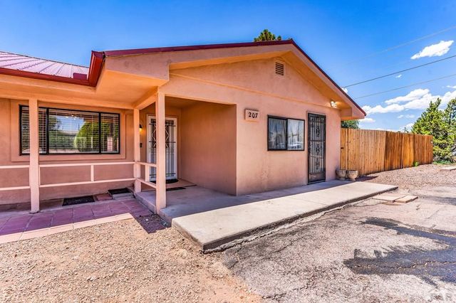 207 Fremont St, Penrose, CO 81226