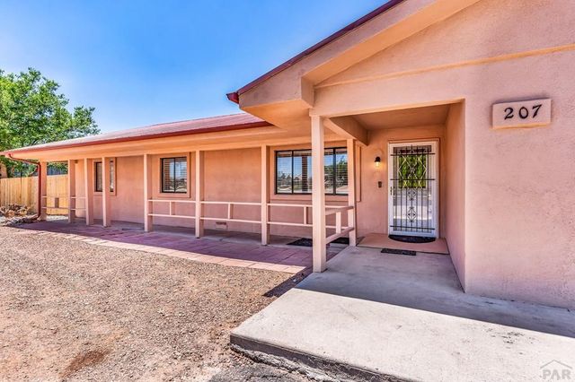 207 Fremont St, Penrose, CO 81226