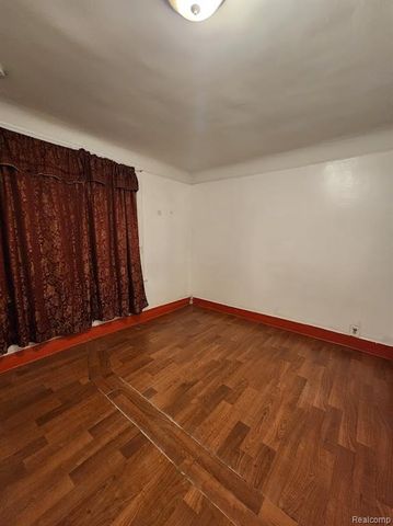 2739 Belmont Street, Hamtramck, MI 48212
