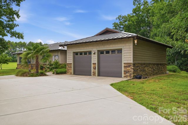 2545 N Rocky River Road, Lancaster, SC 29720