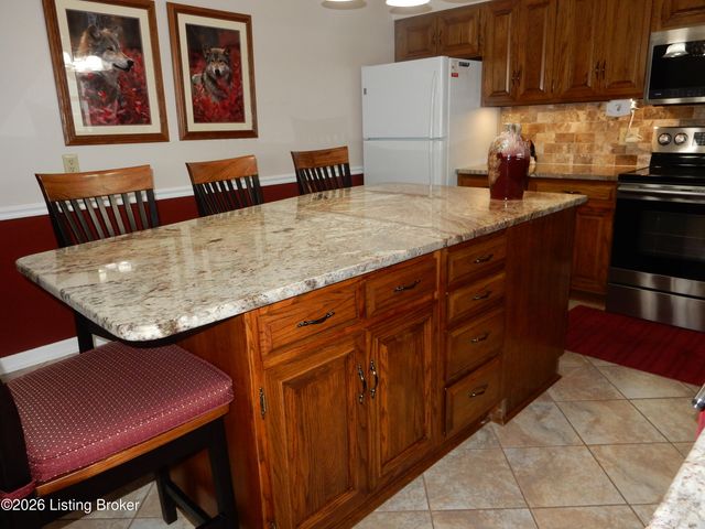 474 Cedar Grove Rd, Shepherdsville, KY 40165