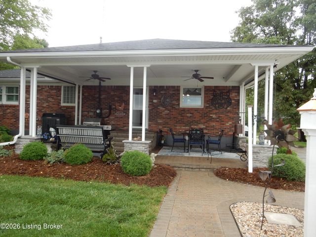 474 Cedar Grove Rd, Shepherdsville, KY 40165