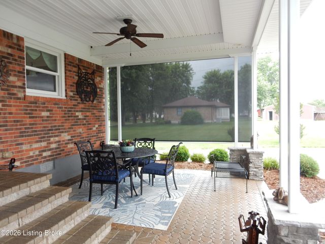 474 Cedar Grove Rd, Shepherdsville, KY 40165