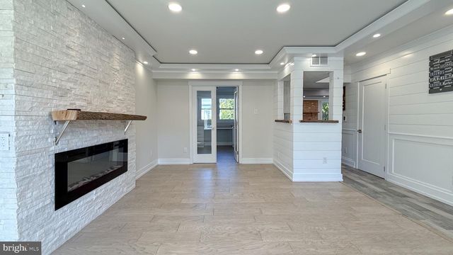 10 CEDARBROOK DR, Horsham, PA 19044