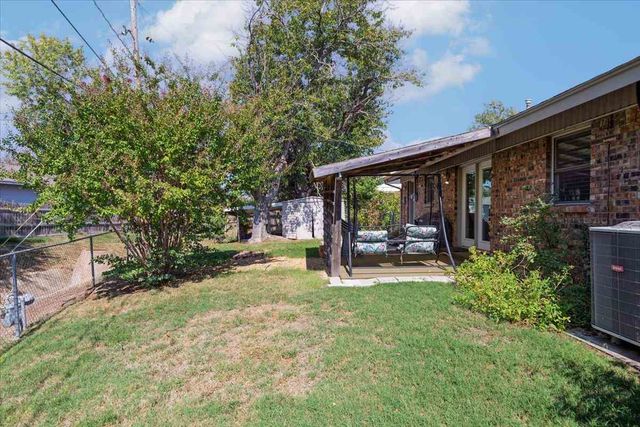 4017 SE Bedford Circle, Lawton, OK 73501