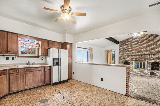 25412 State Road 2, South Bend, IN 46619
