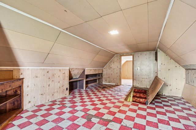 25412 State Road 2, South Bend, IN 46619