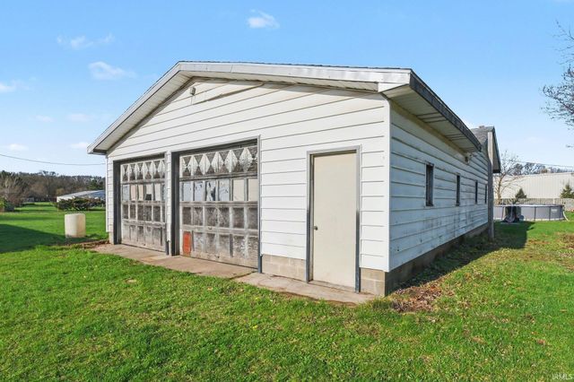 25412 State Road 2, South Bend, IN 46619