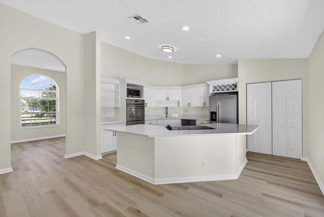 16526 N 78th Rd Road N, The Acreage, FL 33470