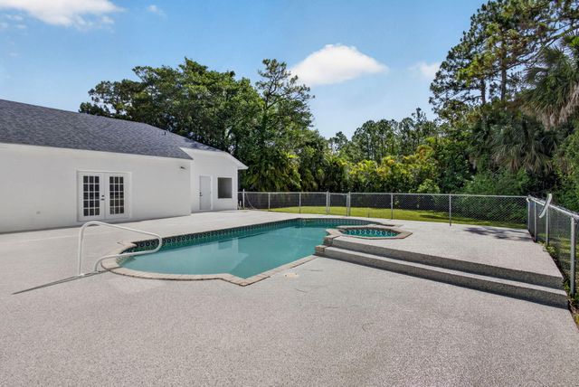16526 N 78th Rd Road N, The Acreage, FL 33470