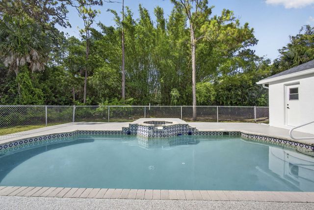 16526 N 78th Rd Road N, The Acreage, FL 33470