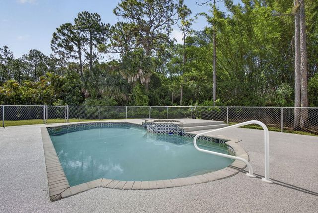 16526 N 78th Rd Road N, The Acreage, FL 33470