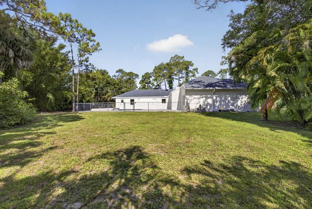 16526 N 78th Rd Road N, The Acreage, FL 33470