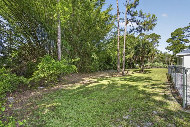 16526 N 78th Rd Road N, The Acreage, FL 33470