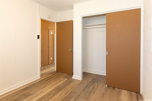 1313 Ahiahi Street, Honolulu, HI 96817