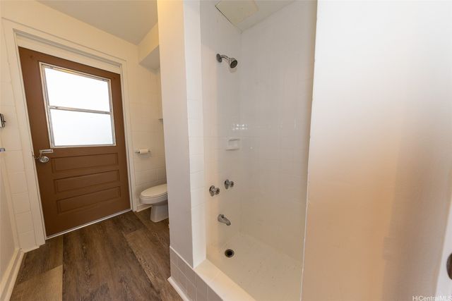 1313 Ahiahi Street, Honolulu, HI 96817