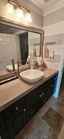 2805 Veronia Drive 107, Palm Beach Gardens, FL 33410