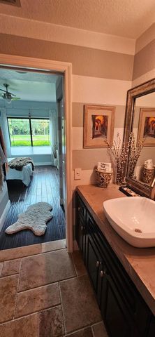 2805 Veronia Drive 107, Palm Beach Gardens, FL 33410