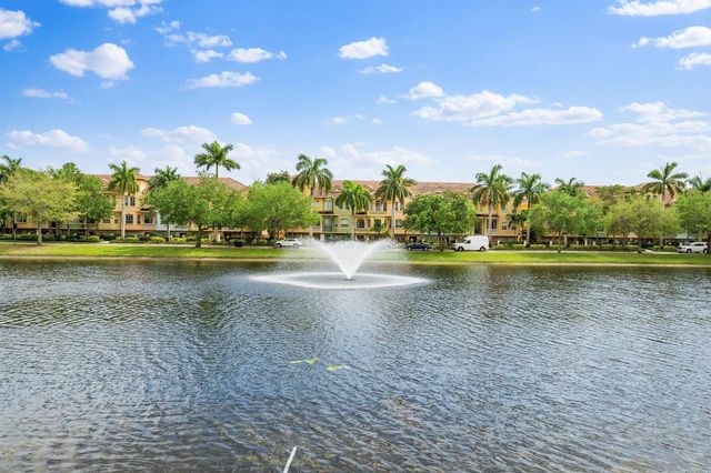 2805 Veronia Drive 107, Palm Beach Gardens, FL 33410