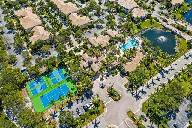 2805 Veronia Drive 107, Palm Beach Gardens, FL 33410