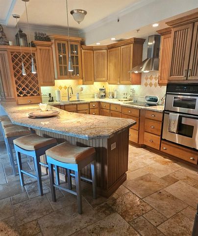 2805 Veronia Drive 107, Palm Beach Gardens, FL 33410