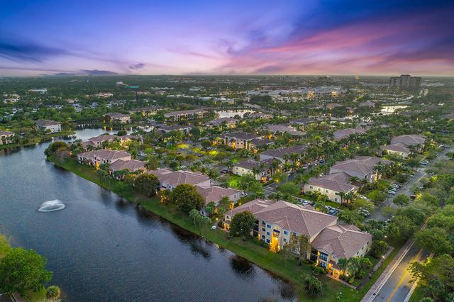 2805 Veronia Drive 107, Palm Beach Gardens, FL 33410
