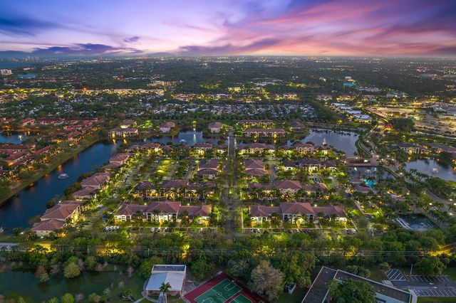 2805 Veronia Drive 107, Palm Beach Gardens, FL 33410