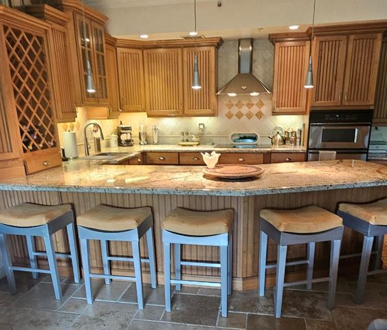 2805 Veronia Drive 107, Palm Beach Gardens, FL 33410