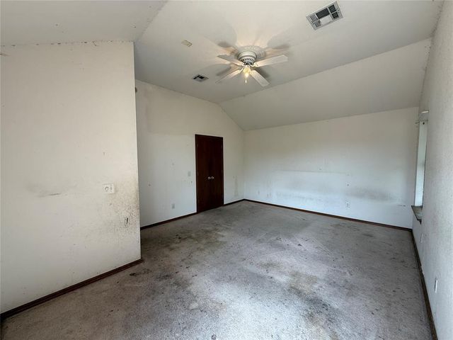 2212 SW 135th Place, Oklahoma City, OK 73170