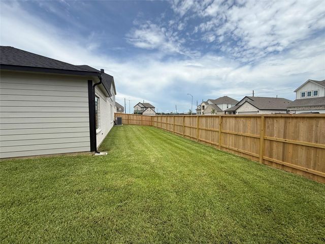 8715 Mallow Rose Way, Rosharon, TX 77583