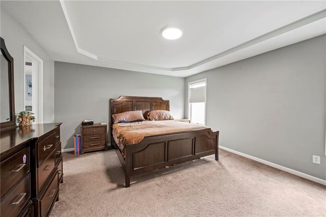 8401 N Wayland Avenue, Kansas City, MO 64153