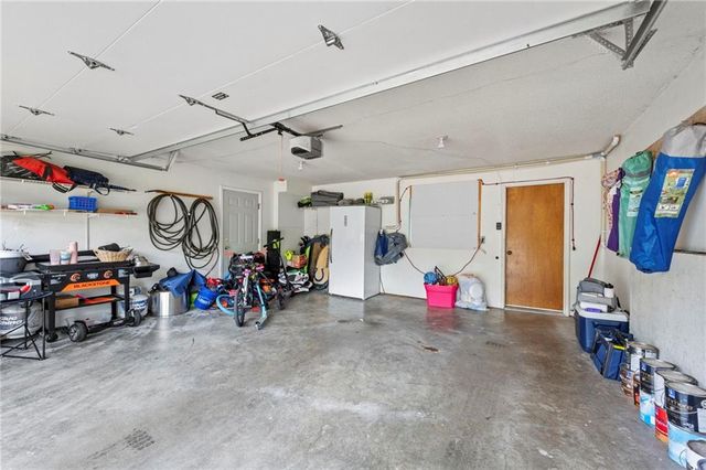 8401 N Wayland Avenue, Kansas City, MO 64153
