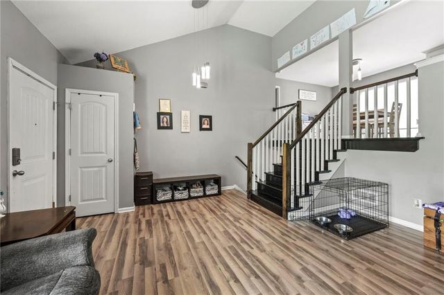 8401 N Wayland Avenue, Kansas City, MO 64153