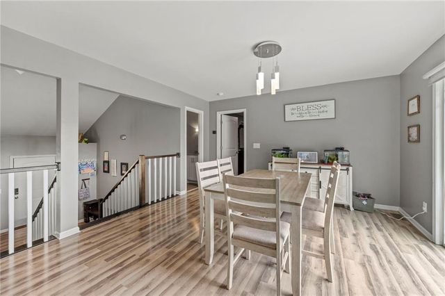 8401 N Wayland Avenue, Kansas City, MO 64153