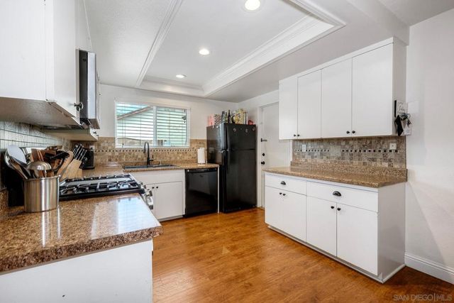 8648 Vista Del Verde, El Cajon, CA 92021