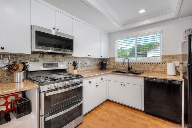 8648 Vista Del Verde, El Cajon, CA 92021