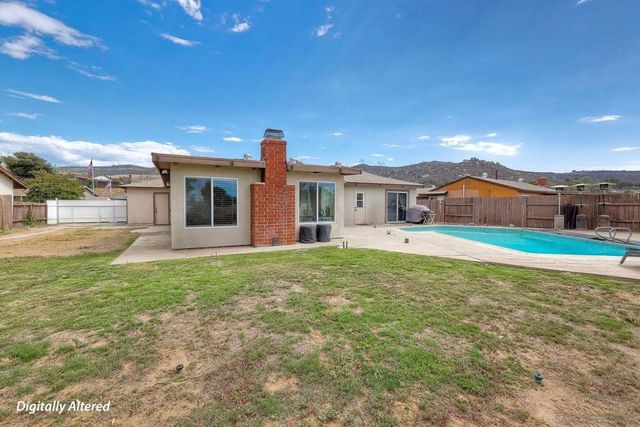 8648 Vista Del Verde, El Cajon, CA 92021