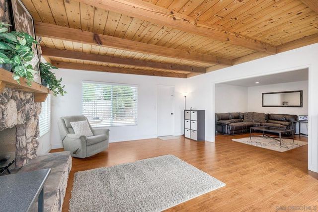8648 Vista Del Verde, El Cajon, CA 92021