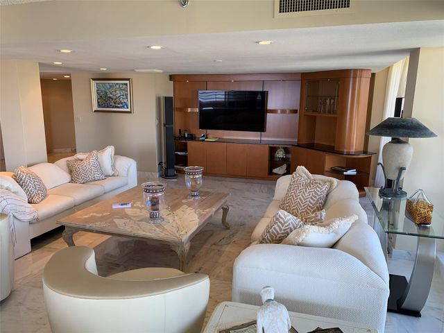 4101 N Ocean Blvd D1701, Boca Raton, FL 33431