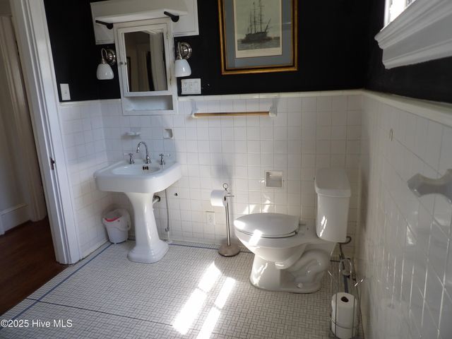 703 Broad Street, Wilson, NC 27893