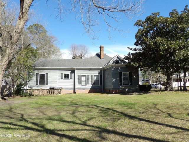703 Broad Street, Wilson, NC 27893