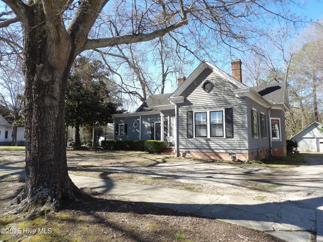 703 Broad Street, Wilson, NC 27893